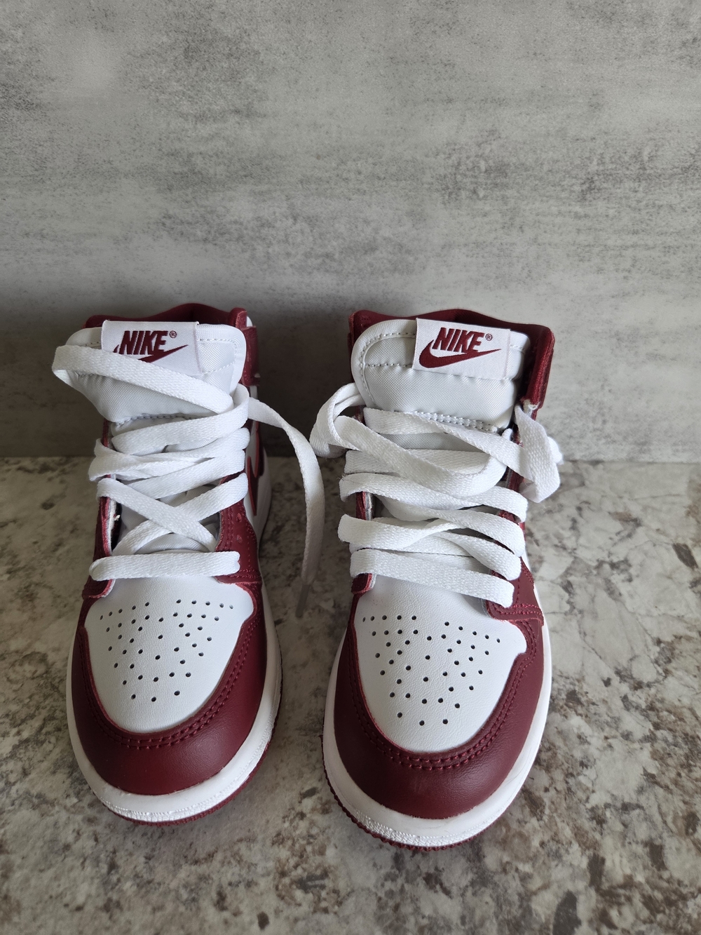 Air Jordan 1 Retro High OG Artisanal Red High-Top Sneakers